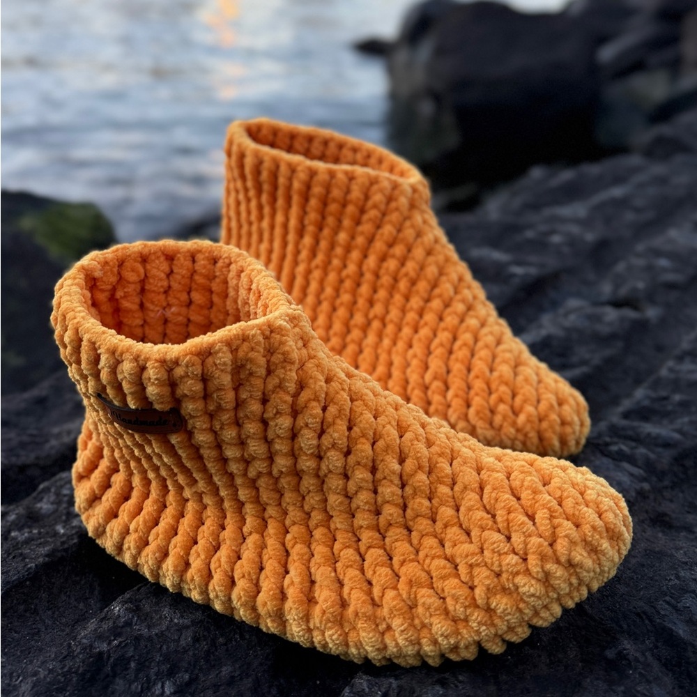 Handmade Knit Slippers – Unisex Cozy Home Slippers (Size 9)